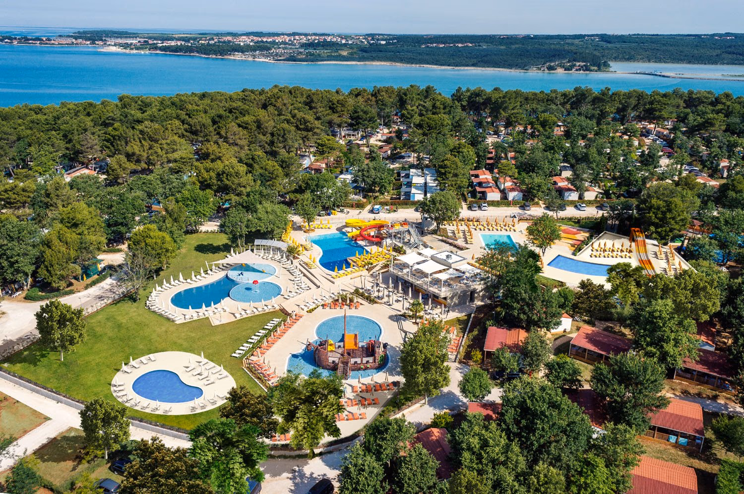 Camping Lanterna aan de kust van Istrië, vanuit de lucht